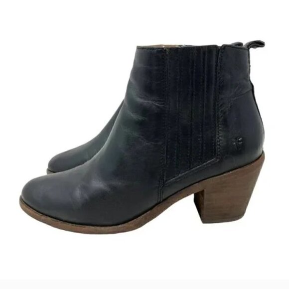 Frye Alton Chelsea Black Leather Zip Ankle Boots - Size 8 - Picture 2 of 9